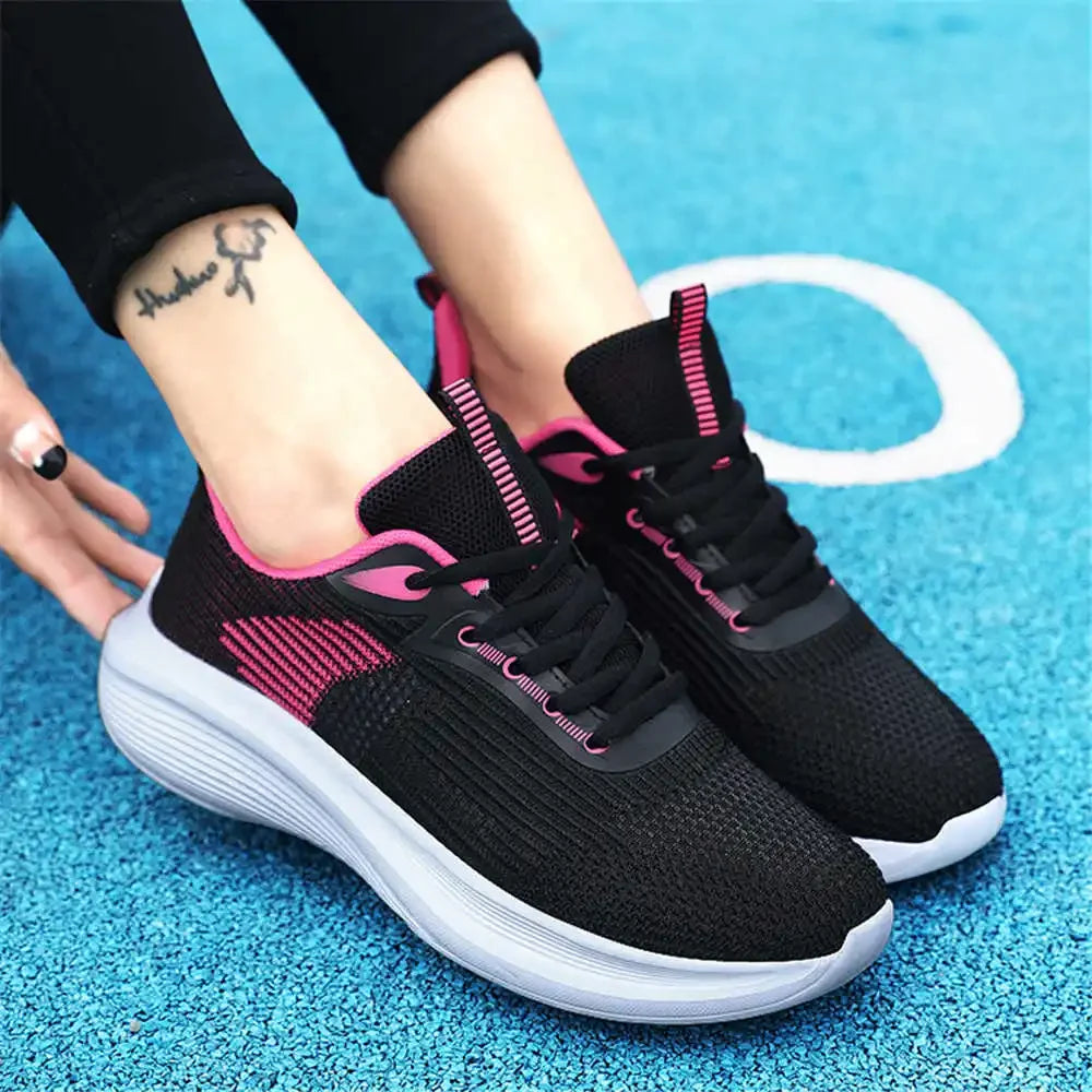 Women Breathable Fitness Sneakers